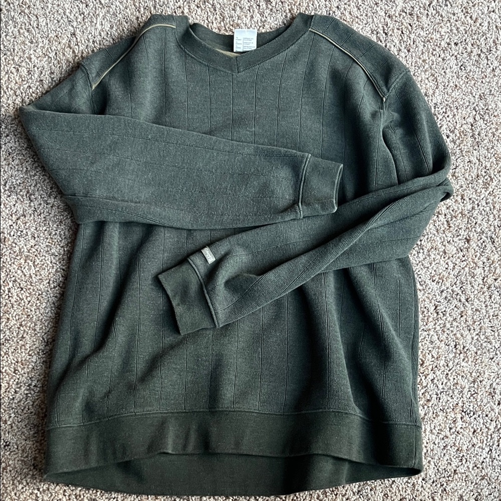 Columbia Men's Green Sweater